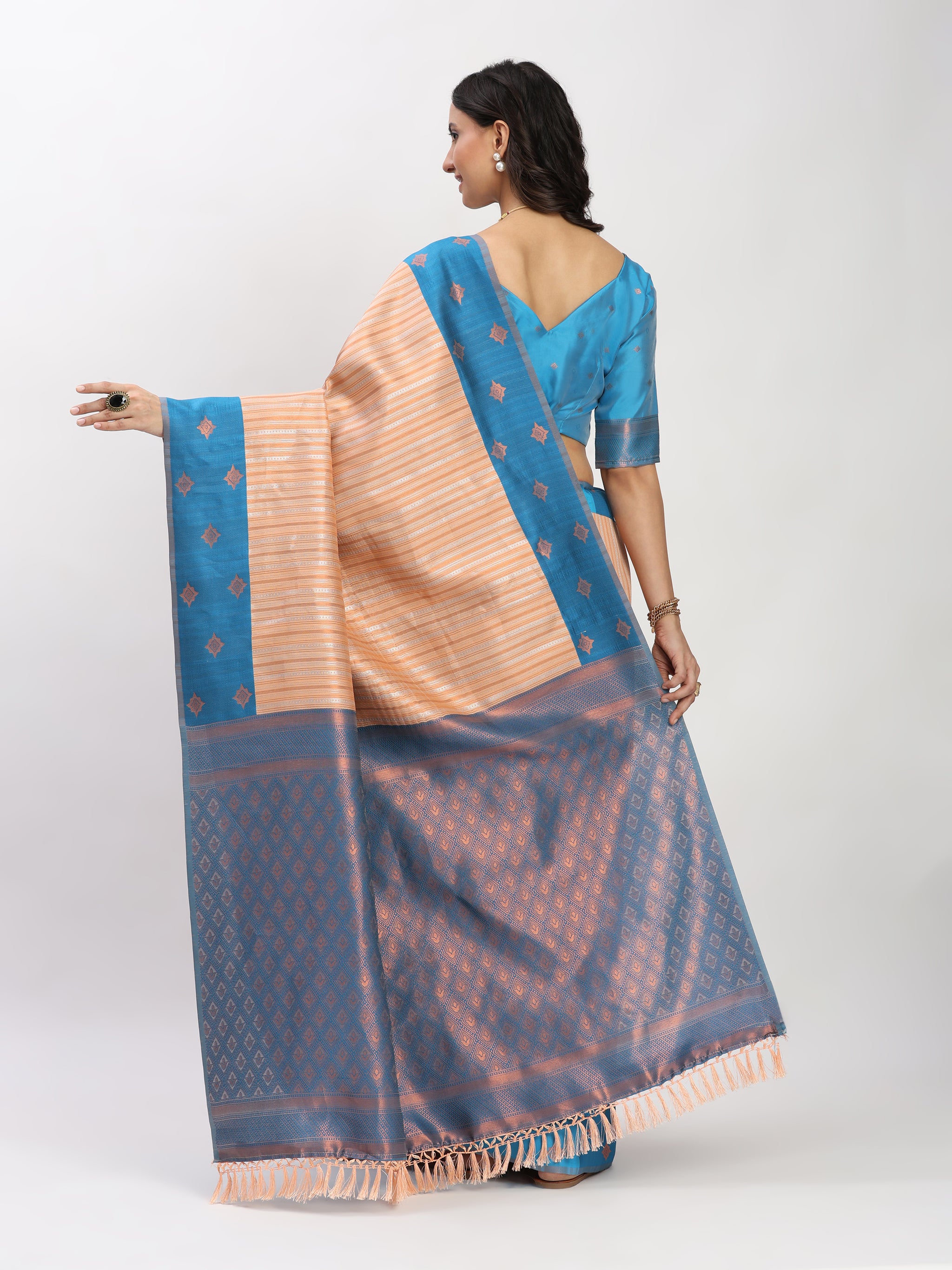 Morpich PeachCopper Zari Jaquard Weave Kanjivaram Silk Saree with Blouse Piece