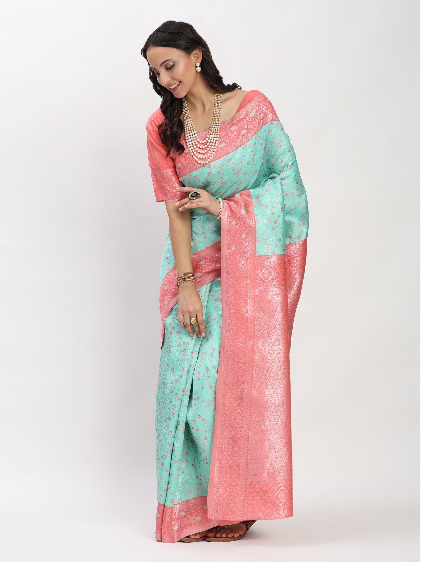 Gajari Greenish Silver Zari Jaquard Weave Kanjivaram Silk Saree with Blouse Piece