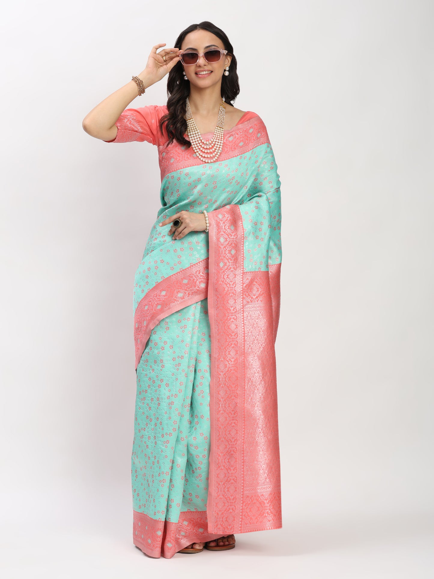 Gajari Greenish Silver Zari Jaquard Weave Kanjivaram Silk Saree with Blouse Piece