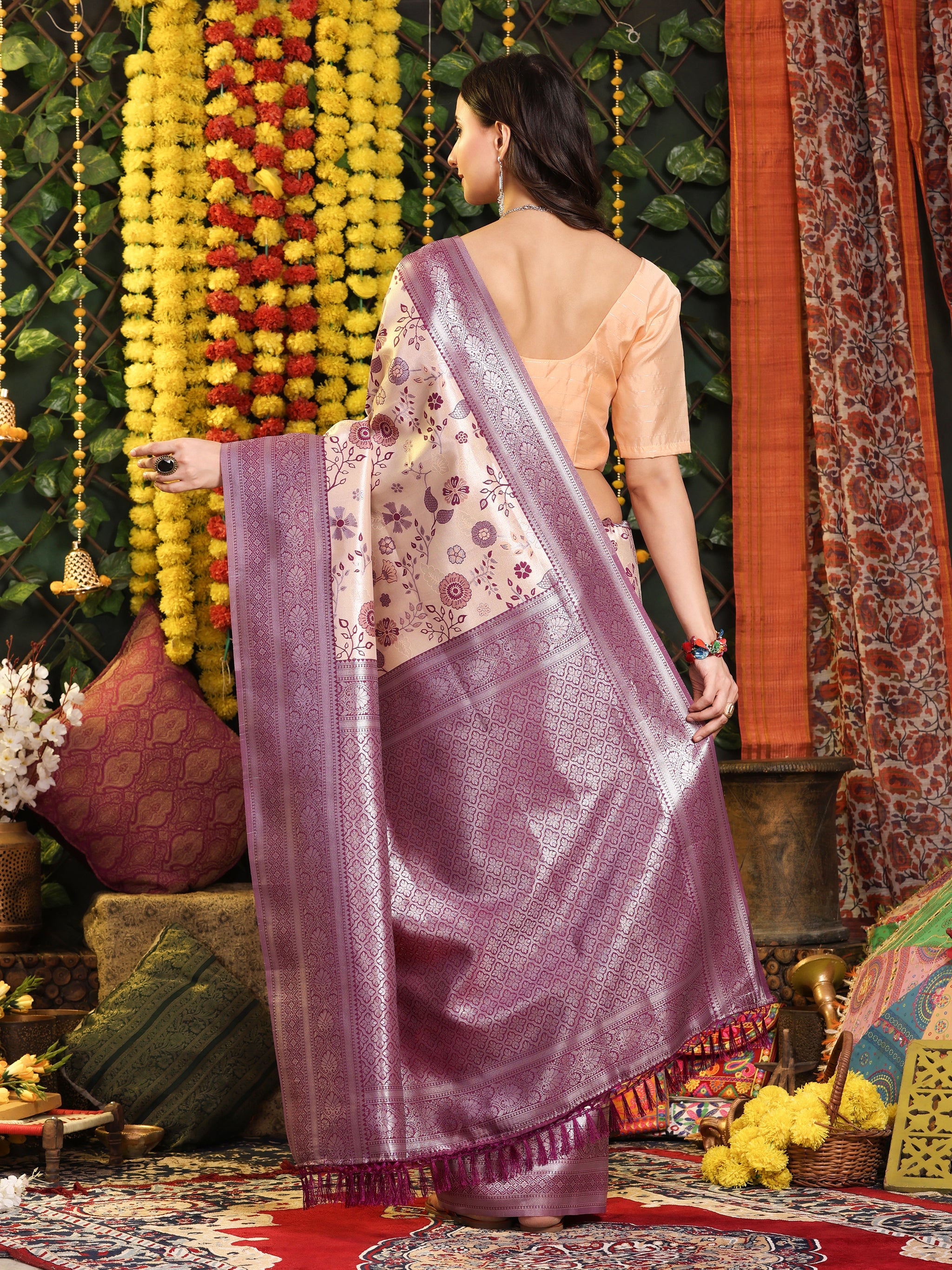 Wine Peach Silver Zari Jaquard Weave Kanjivaram Silk Saree with Blouse Piece