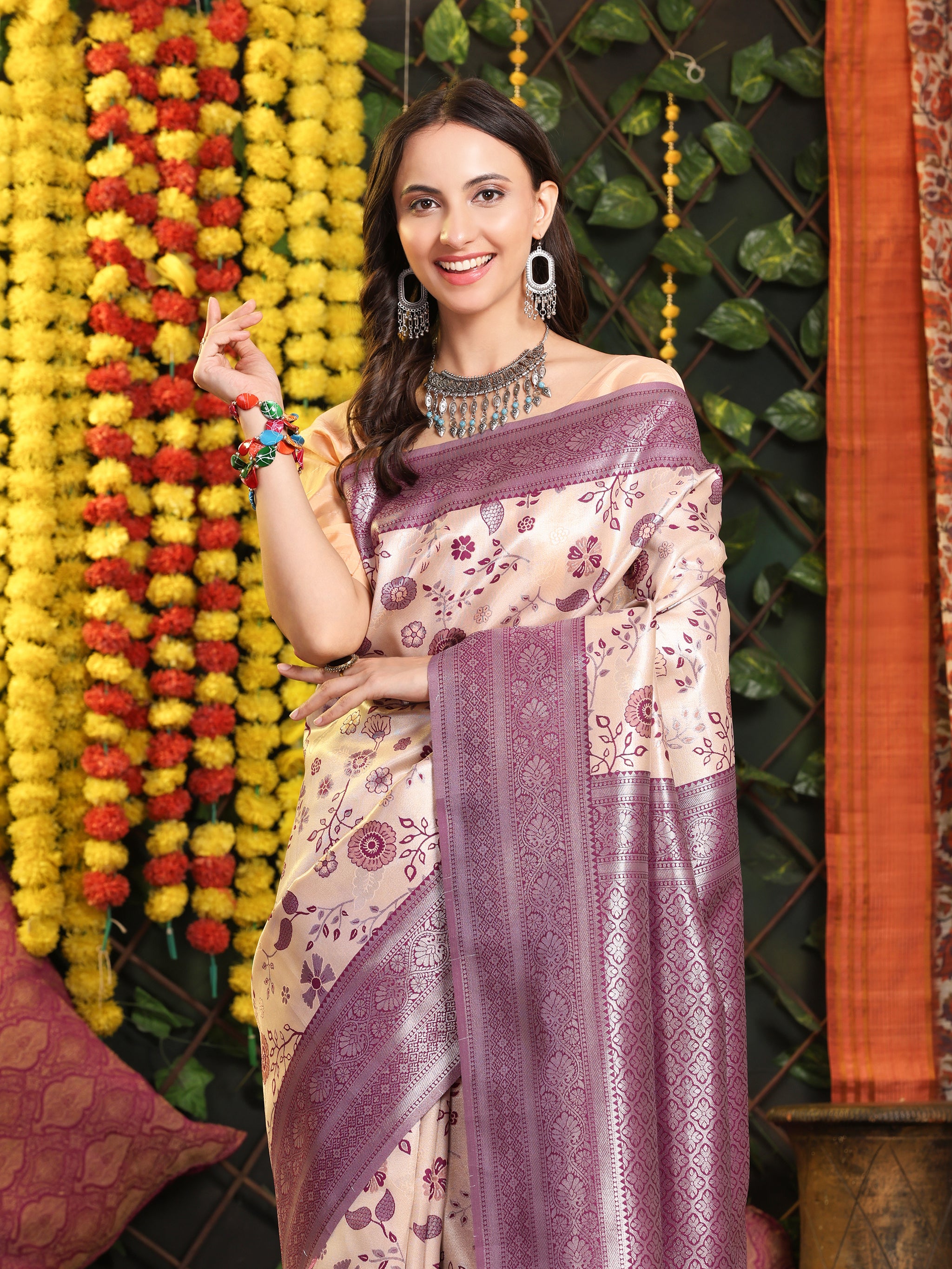 Wine Peach Silver Zari Jaquard Weave Kanjivaram Silk Saree with Blouse Piece